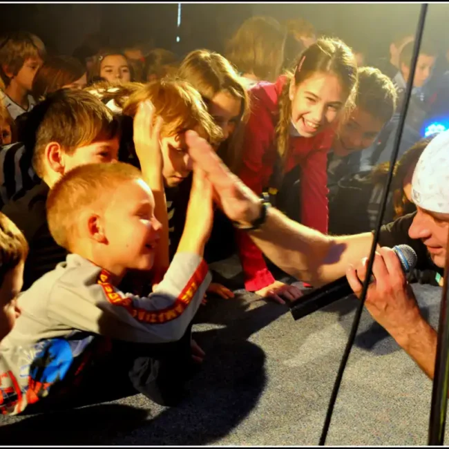 Kinder Tour