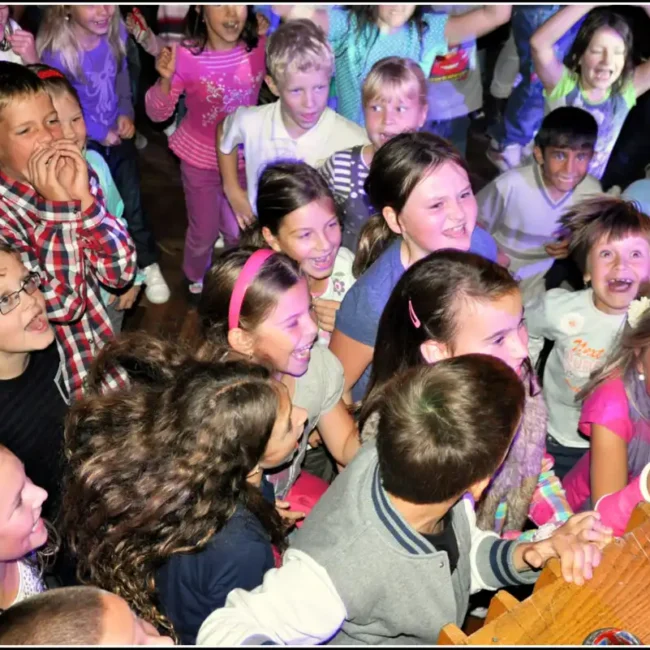 Kinder Tour